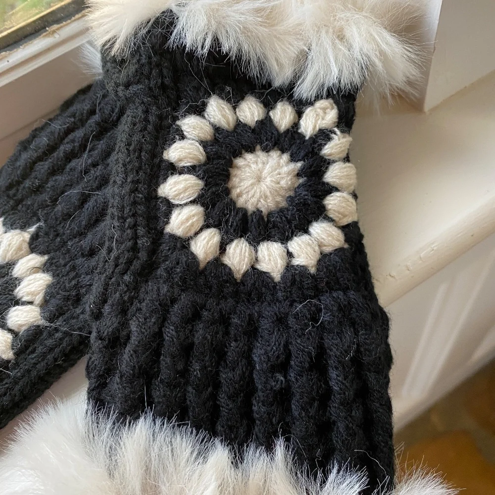 NWT Anthropologie Fingerless Crochet Mittens Gloves